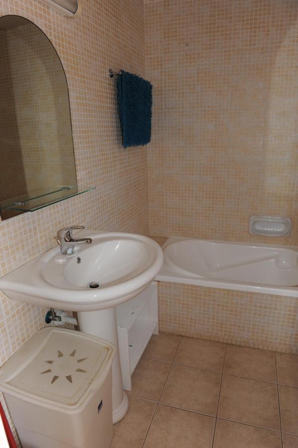 G&E Studio Suite Лачи Екстериор снимка